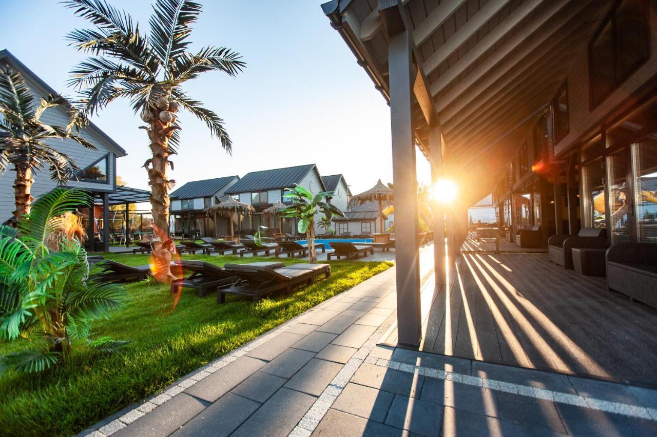 Royal Palm Mielno Villa เมียลโน ภายนอก รูปภาพ