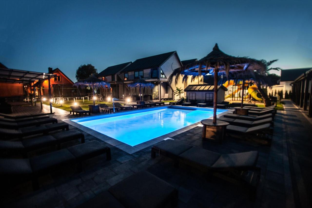 Royal Palm Mielno Villa เมียลโน ภายนอก รูปภาพ